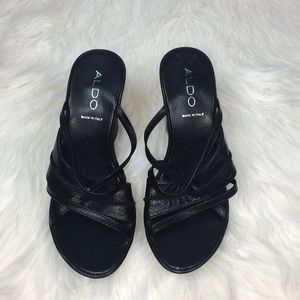 Aldo | Black Wedges size 7